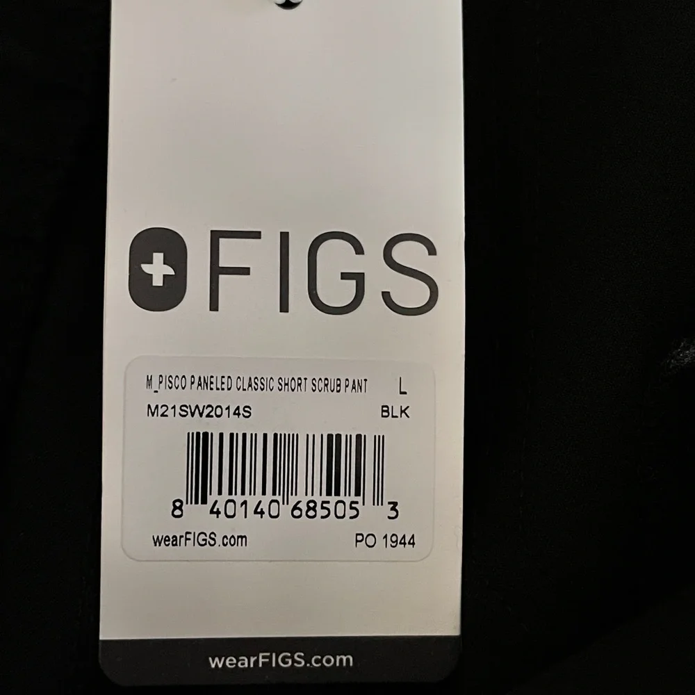 Figs Men's two tone straight leg scrub pants with button and drawstring Large